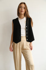 Pleated trouser